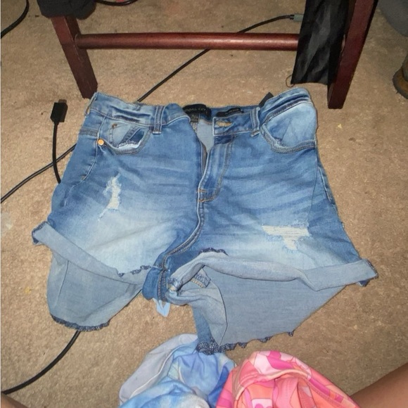 Shorts! - Picture 4 of 6